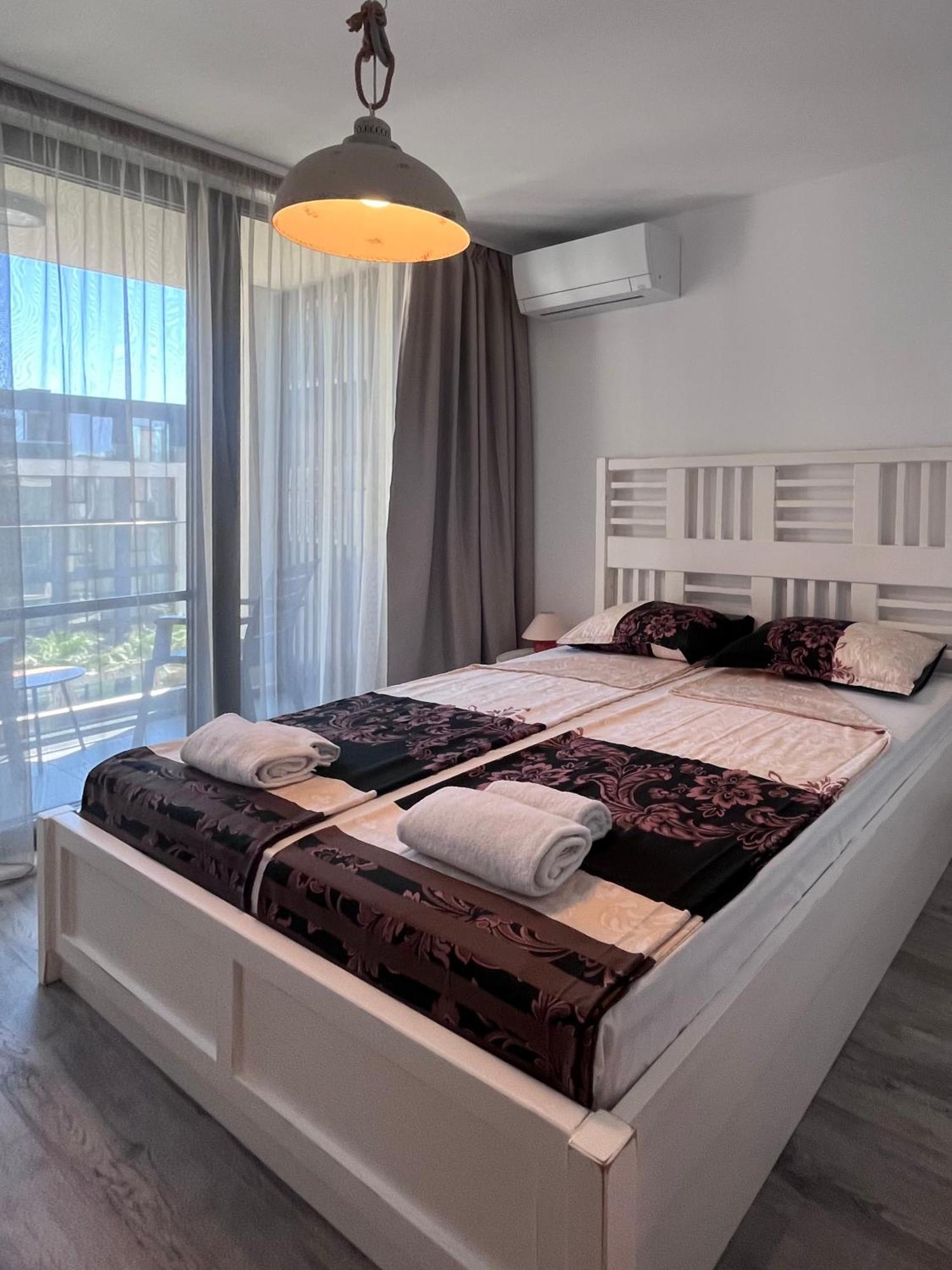 Exclusive St Constantine Suites Св. Св. Константин и Елена Екстериор снимка